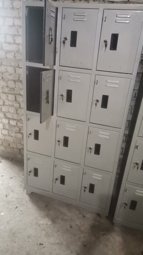 Labour Lockers